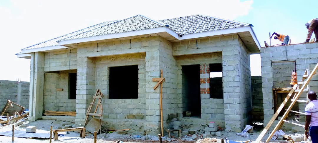 A single family house under construction in Juba, South Sudan
