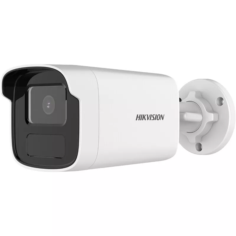 Front & sideview of a 4MP Bullet IP Hikvision camera